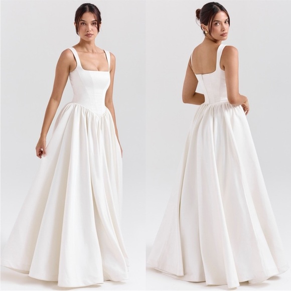 HOUSE OF CB 'Lillianna' Ivory Italian Satin Corset Bridal Gown NWOT size S - Picture 15 of 17